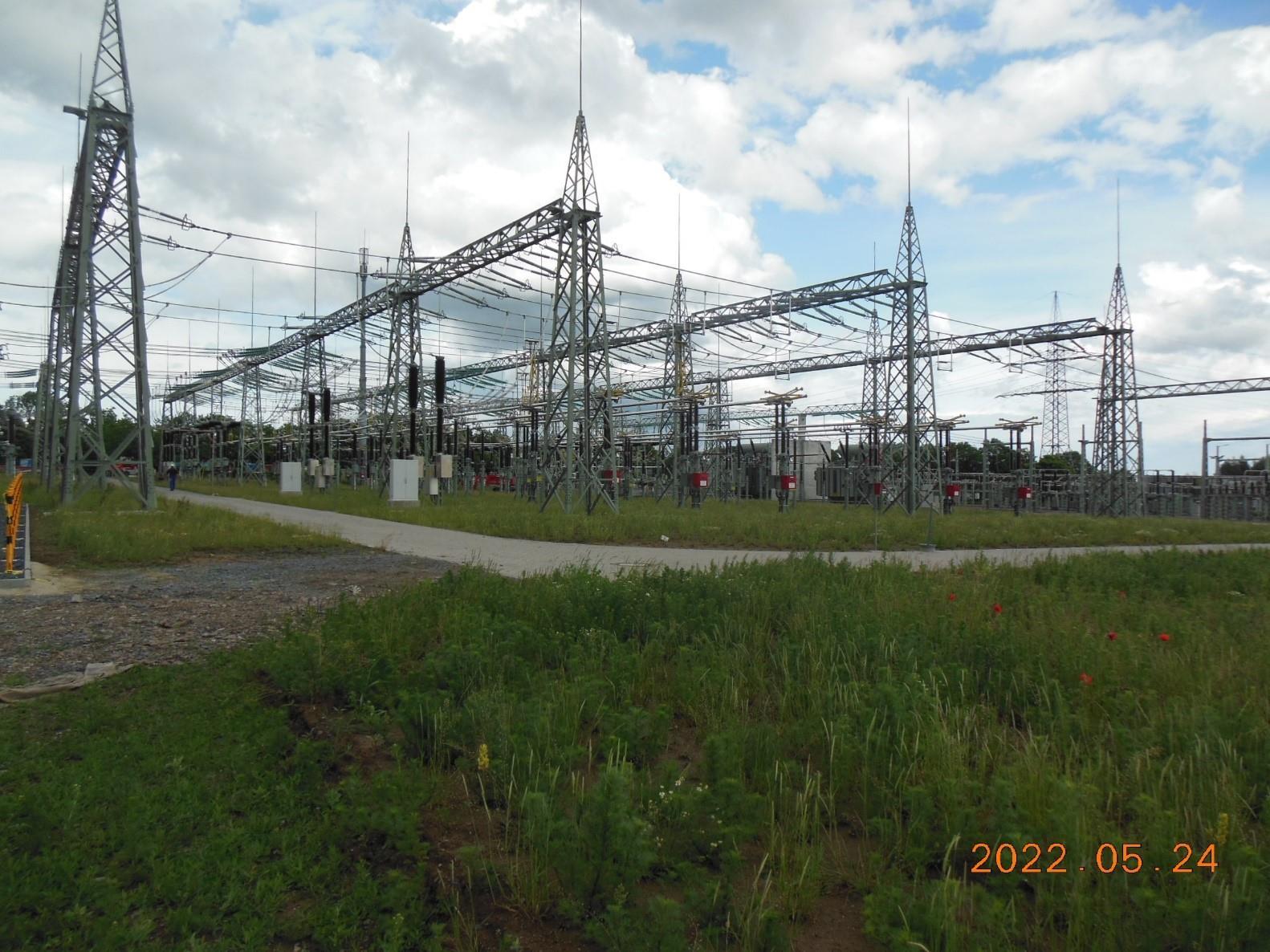 Poste de transformation et de répartition avec lignes de commutation aériennes de 220 kV CREOS