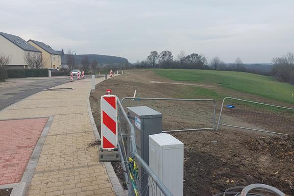 Réalisation d'un trottoir - Maisons en bande à Gonderange