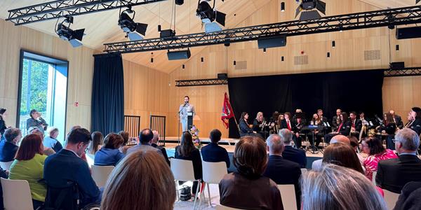 Einweihung des Centre Culturel „Hanner Bra“ in Bech